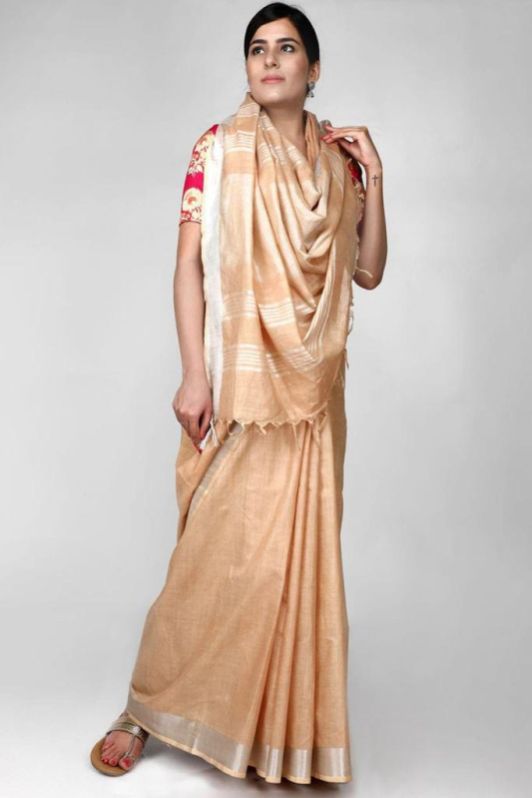 Khadhail Banarase Plain Unstitched Golden Munga Silk Saree, Packaging Type : Packet