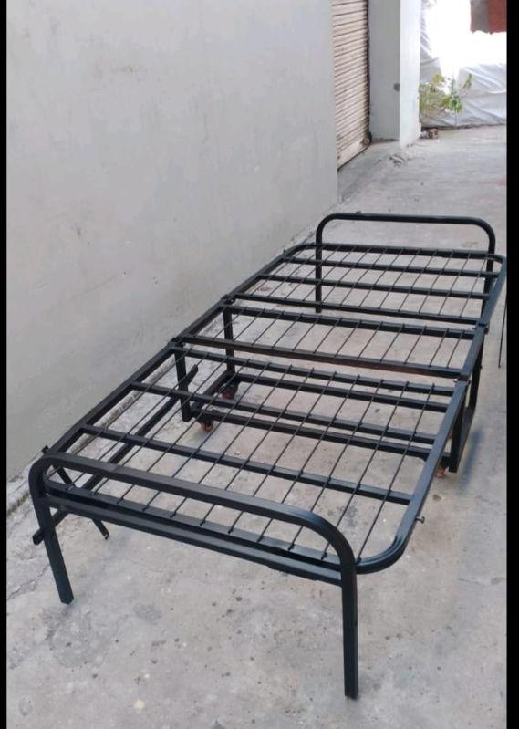Polished Iron 150-200 Roll away beds, for Living Room, Hotel, Hospitals, Home, Bedroom