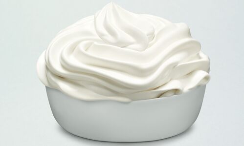 Pure Milk Cream, for Bakery, Hotel, Restaurant, Feature : Non Harmful
