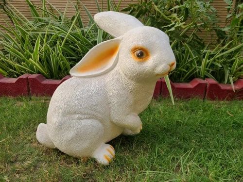 Polyresin Rabbit Statue, for Home Decor, Feature : Light Weight, Shiny Look