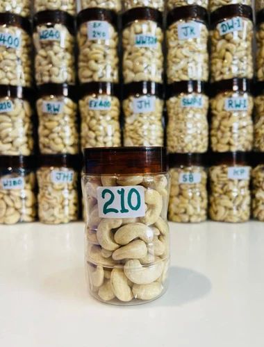 W210 Organic Whole Cashew Nut, Shelf Life : 6 Months