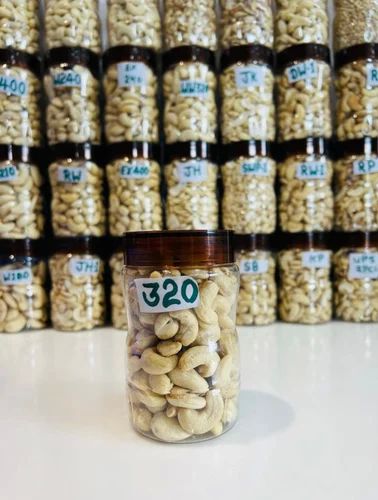 W320 Organic Whole Cashew Nut, Shelf Life : 6 Months