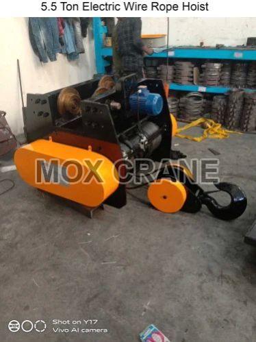 Mox Semi Automatic 1 Ton Chain Hoist, for Weight Lifting, Voltage : 380V
