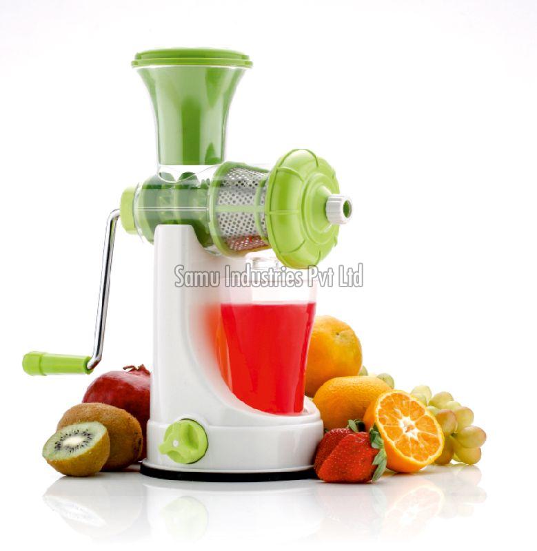 SAAMU Electric Fruit & Vegetable Juicer, Certification : ISO 9001:2008
