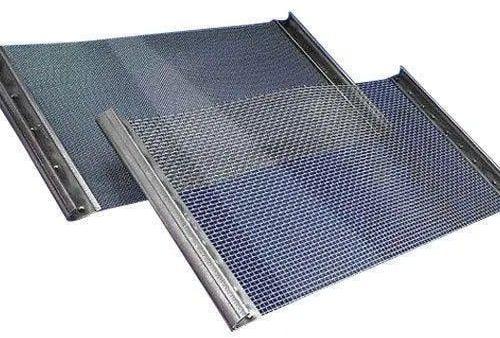 Black Mild Steel Wired Vibrating Screen Mesh, for Industrial