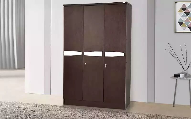 Royaloak HDF with melamine finish Three Door Wardrobe, Color : Brown