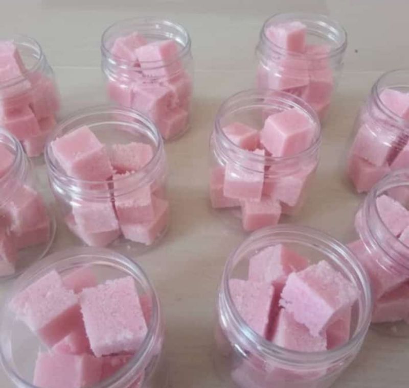 50gram 100gram Solid Sesame Oil Sugar Scrub Cubes, For Remove Dead Skin Cells, Deep Porse Cleaning, Redient Skin
