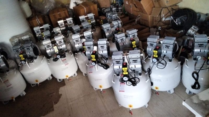 White Dental Air Compressors, Capacity : 30 Ltrs