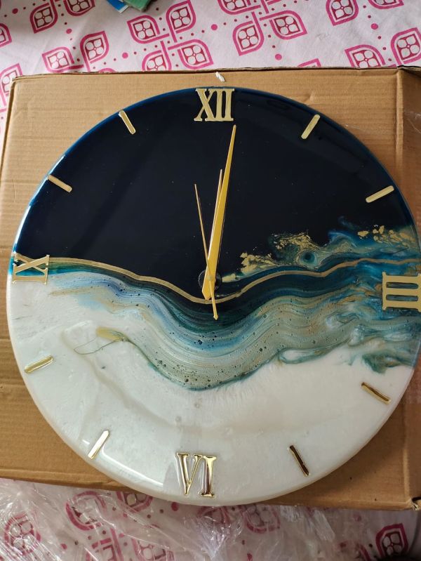Wooden 400-800 Gm Decorative Wall Clock, For Home, Factory, Display Type : Analog