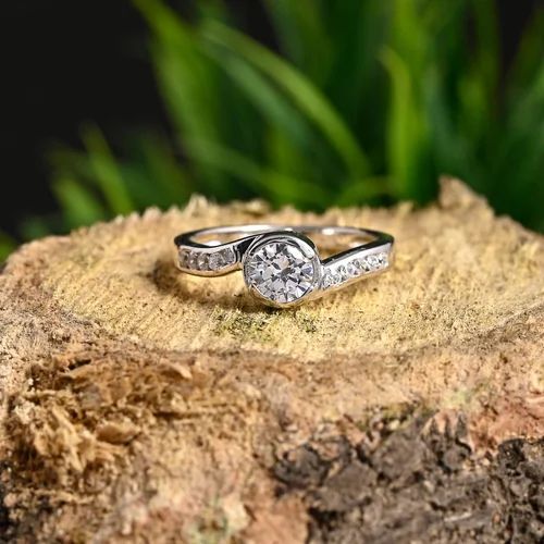 Ladies 925 Sterling Silver Ring