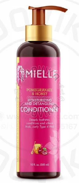 Mielle Natural Pomegranate Honey Detangling Conditioner