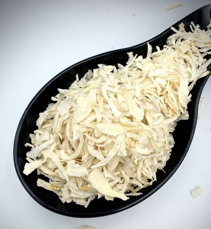 dehydrated white onion flakes