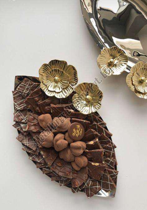 Beautiful Leaf Shape Serving Tray