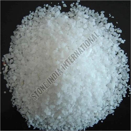 Fine Quartz Grits & Granules, Color : Off-white, Form : Powder