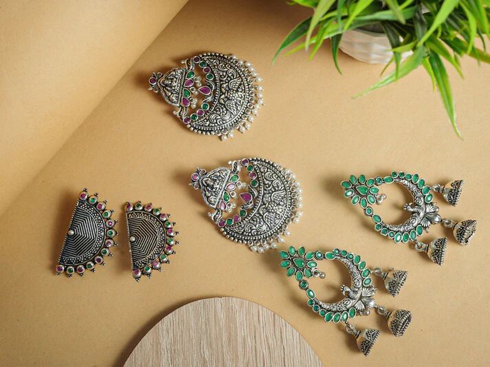 3 Pairs Of Oxidized Earrings For A Boho Look