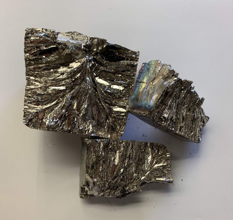 Black Bismuth Metal