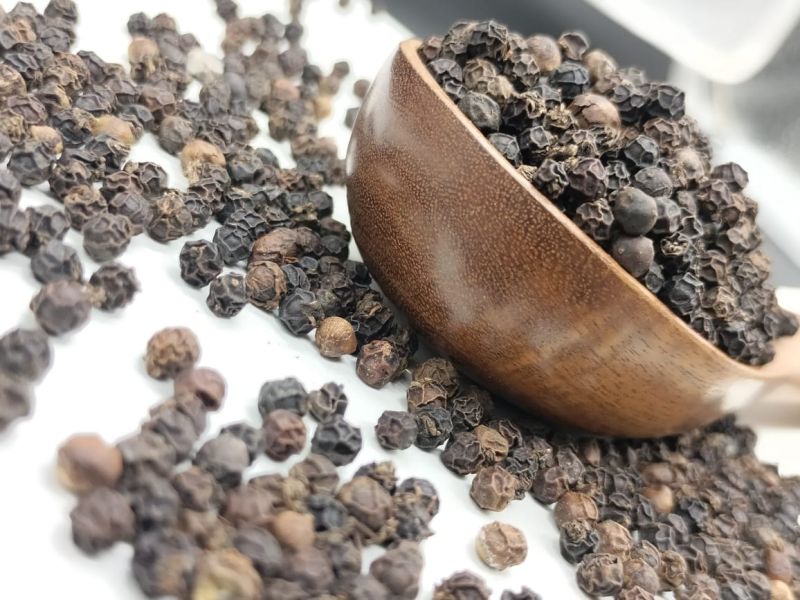 Fresh Black Pepper Seeds