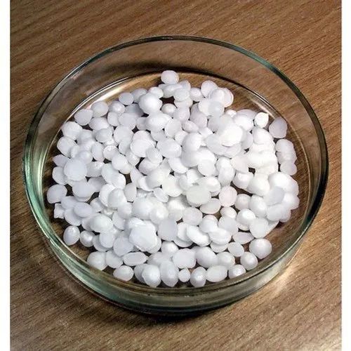 White Ca(OH)2 Calcium Hydroxide Pellets, for Industrial, Packaging Type : Plastic Bag