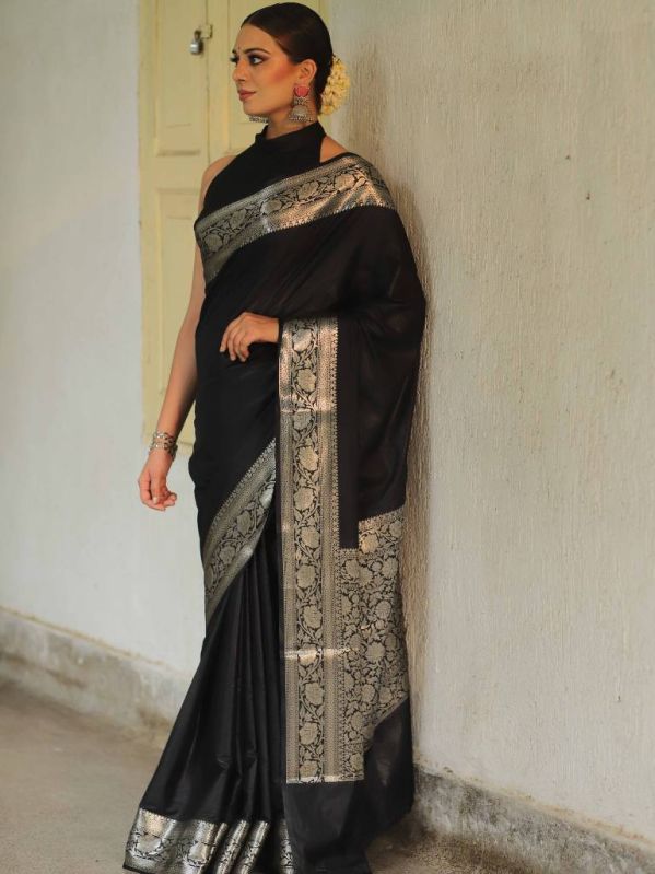 Woven 700g soft silk sari, Size : 6, 4