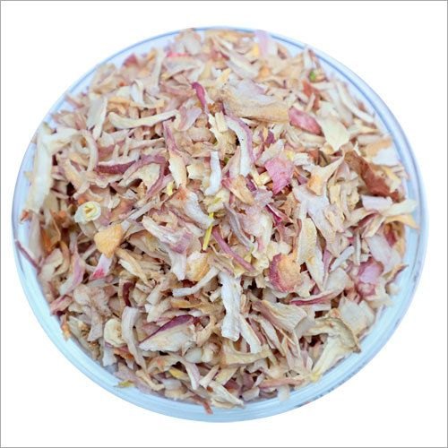 Light Pink Natural Dehydrated Shallot Onion Flakes, for Cooking, Packaging Type : Plastic Packets