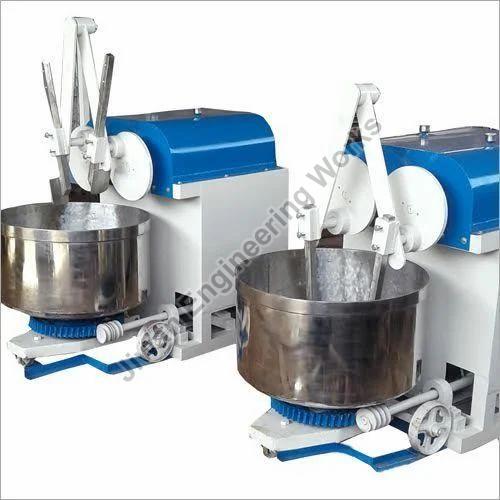 Electric Stainless Steel Bakery Dough Kneader Machine, Automatic Grade : Automatic