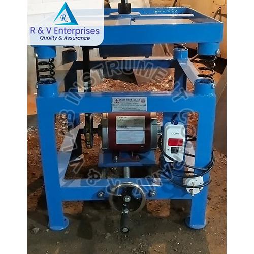 Blue Gladiator 15-20kg Electric concrete vibrating table, Voltage : 220V, 220V