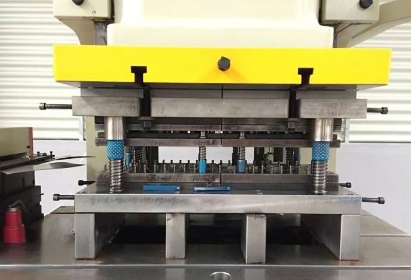 Silver 90-100gm sheet metal press tools, Length : 20-25cm