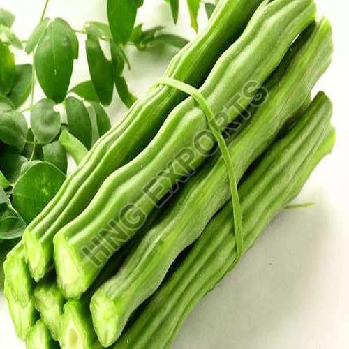 Green Organic Moringa Drumsticks, for Medicine, Cosmetics
