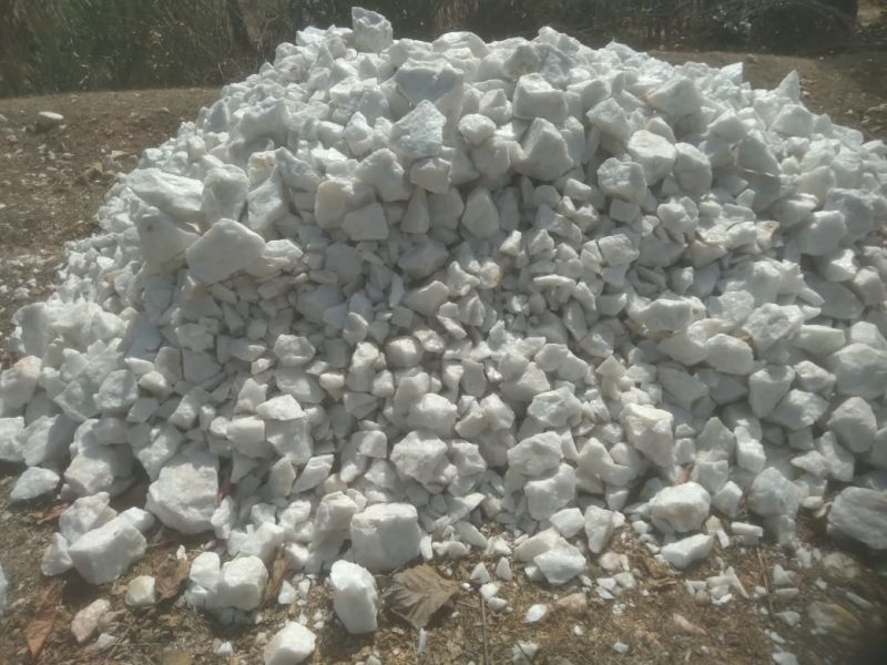 Quartz lump, Grade : Industrial Grade