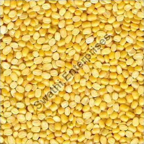 Natural Yellow Moong Dal, for Cooking, Grade Standard : Food Grade