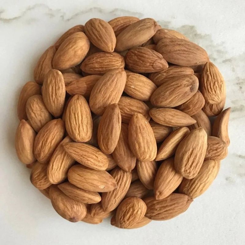 Independent Jumbo Almonds, for Human Consumption, Shelf Life : 6 Months