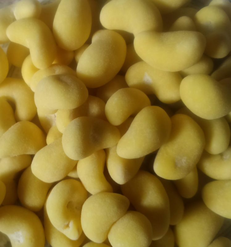 Whole Pineapple Flavoured Cashew Nuts, for Human Consumption, Taste : Sweet
