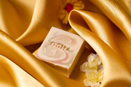 Ogha Solid Rectangle Frangipani Plumeria Soap, for Bathing, Packaging Type : Plastic Packet