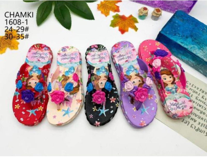 Multicolor Printed Girls Rubber Slipper, Feature : Comfortable, Skin Friendly