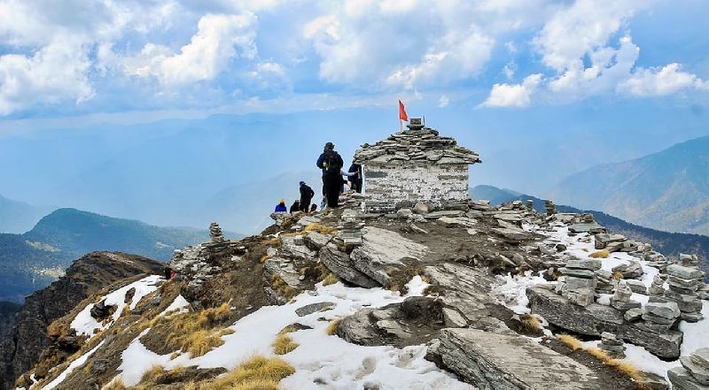 Deoriatal Chandrashila Trek