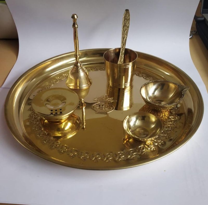 Polished Brass Pooja Thalis, Shape : Round