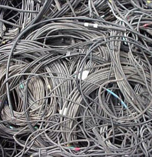 Aluminium Wire Scrap, Feature : Easy To Melt, High-quality, Easily Recyclable