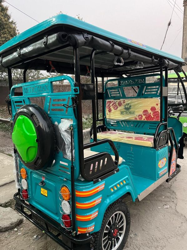 Mild Steel Electric Rickshaw, Tyre Type : Tubed, Tubeless