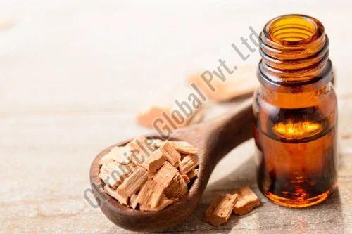 Pale Yellow Natural Sandalwood Essential Oil, for Cosmetics, Packaging Type : Glass Bottles