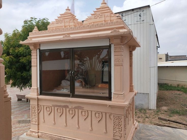 Sandstone Temple, Brand Name:sisodiya Marble Suppliers