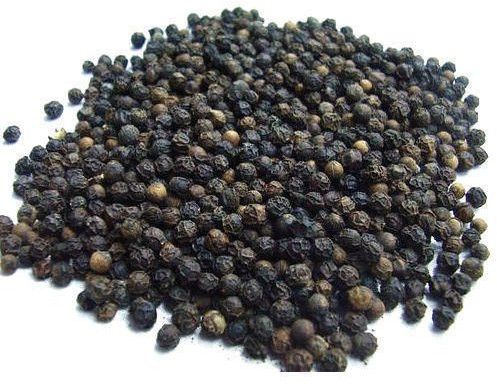 Natural Black Pepper Seeds, Grade Standard : Food Grade