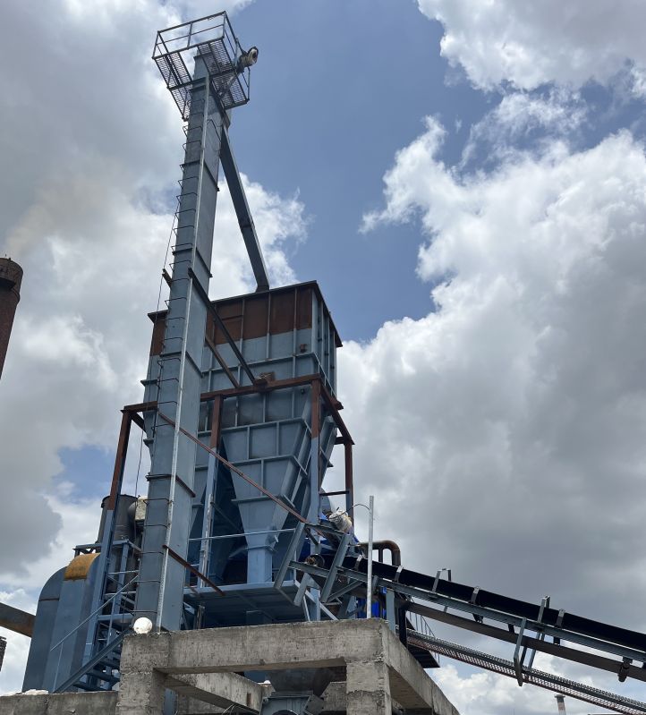 Semi Automatic Bucket Elevator System for Industrial