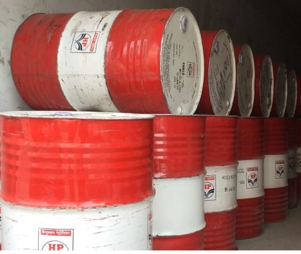 Parthan EE Range Industrial Gear Oil for Automobile Industry
