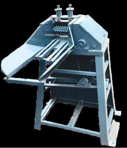 Semi Automatic Metal Chaff Cutter Machine, Power Source : Tractor Operated