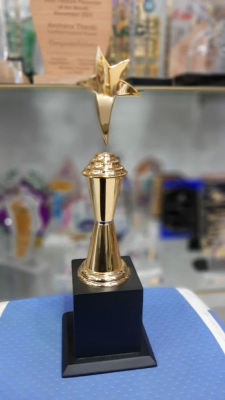 Polished Brass Cricket Trophy, Shape : Customized