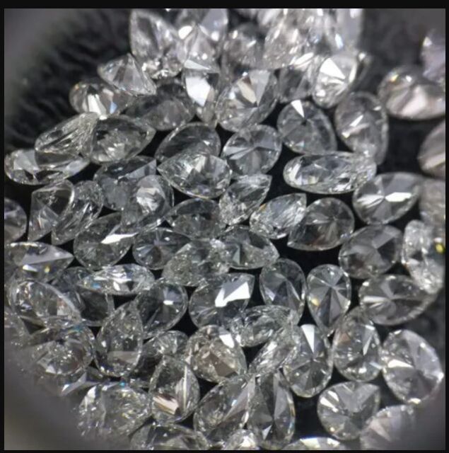 Elegant Sparkle Lose Pear-Shaped Natural Diamond