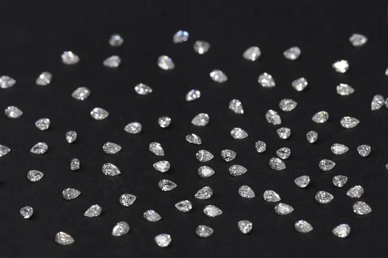 Elegant Sparkle Lose Pear-Shaped Natural Diamond