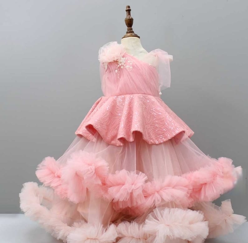 Girls Fancy Party Wear Gown, Age Group : Kids