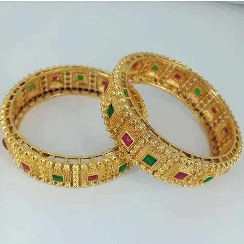 Polished Metal Traditional Bangles, Shape : Round