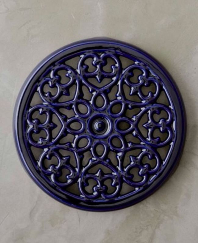 Fancy Wooden Trivet for Kitchen Use